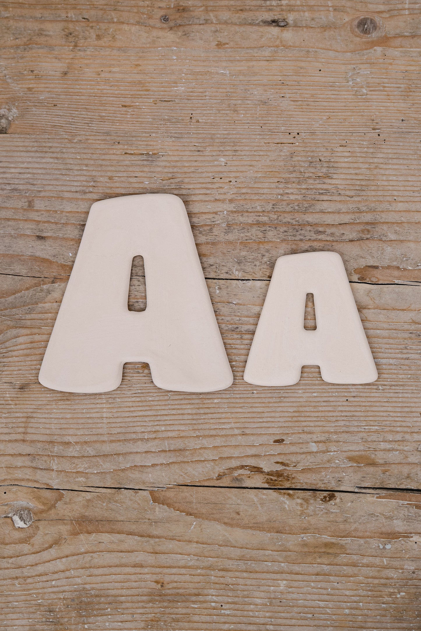 Ceramic wall letters Joyful - large